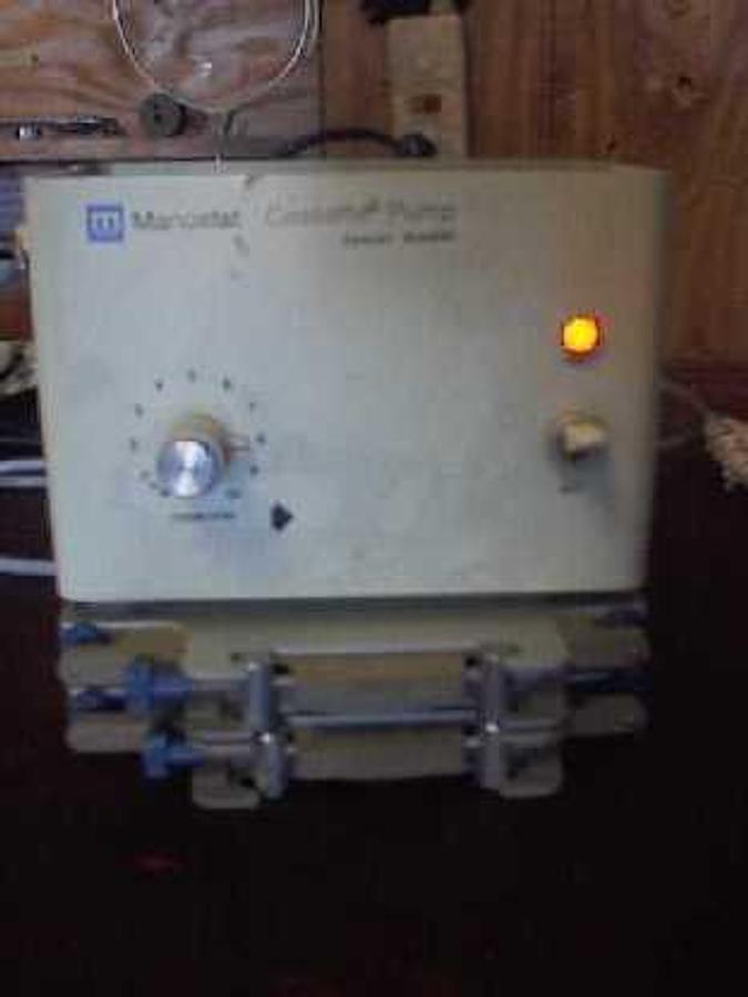 Used QTY. 1. MANOSTAT CASSETTE PUMP JUNIOR MODEL CAT. NO. 72 510 000.