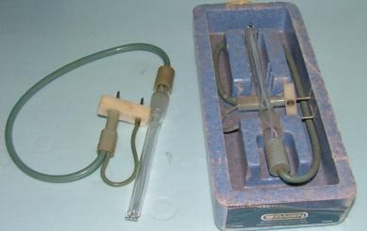 Used SERAGEN POLARIZED PLATINUM ELECTRODE SER NO 640042.