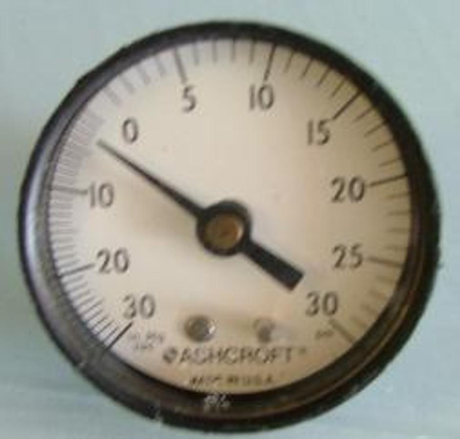 Used ASHCROFT GUAGE -30 IN. HG TO 30 PSI