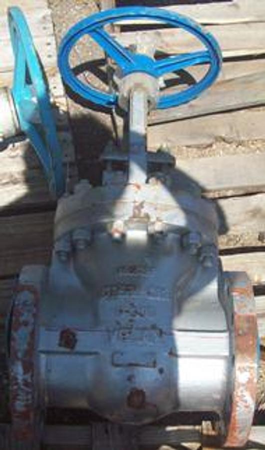 Used QTY. 1. VELAN 6" 300 FLANGED RAISED FACE C12 GATE VALVE. 6-300 STEEL C12 85052FF JUE20629. C12 CHECK VALVE 6-300 C12. C12 VALVES ARE USED FOR HIGH TEMPERATURE EROSIVE REFINERY SERVICES. THE MATERIAL IS MADE UP OF 9% CHROMIUM AND 1% MOLYBDENUM.