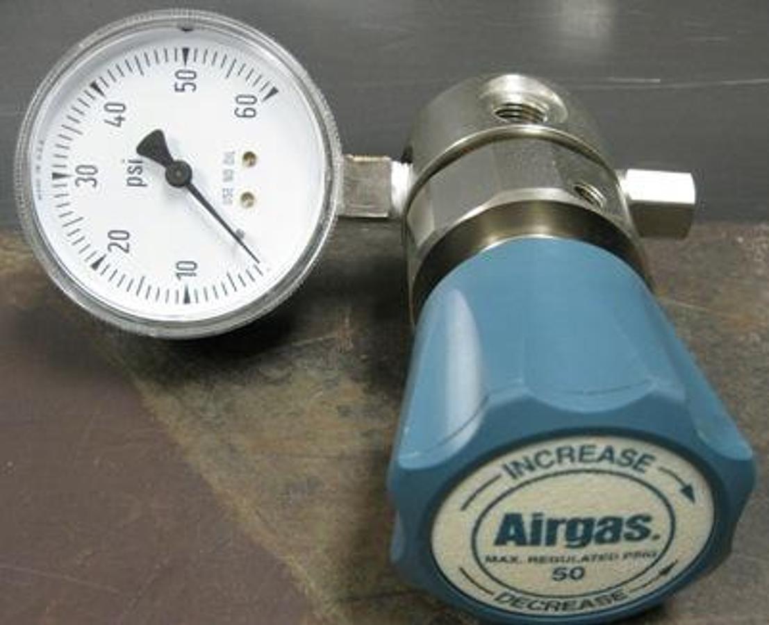 Used QTY. 1. AIRGAS REGULATOR