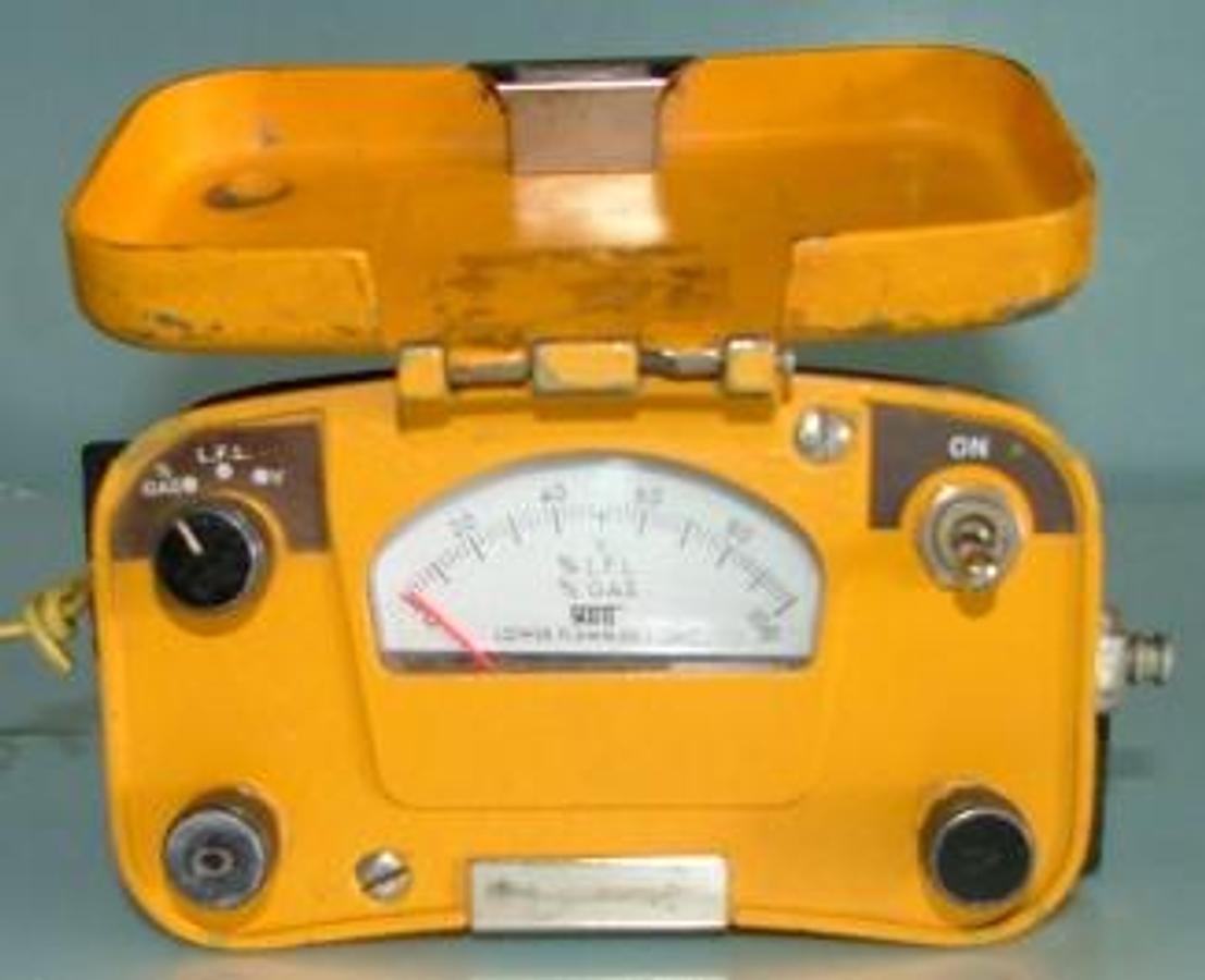 Used QTY. 1. SCHOTT / DAVIS VAPOTESTER LOWER EXPLOSIVE LIMIT.