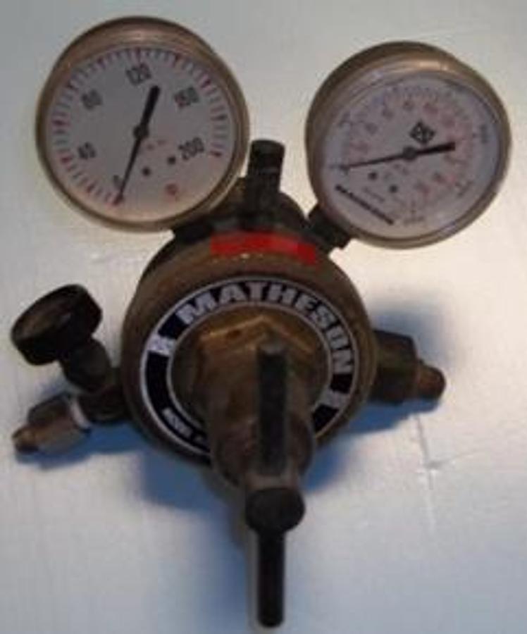 Used QTY. 1. MATHESON REGULATOR MODEL 9 WITH MATHESON GAUGE 0-3000 LB/IN^2 AND USB 0-200 GAUGE PRESSURE.