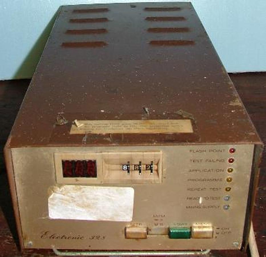 Used QTY. 1. HERZOG WALTER HERZOG GMBH BY PAC / UIC ELECTRONIC 328 FLASH POINT CONTROLLER.