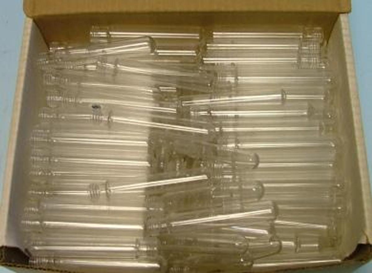 Used QTY. 200. PYREX SCREW TOP TUBES 20ML
