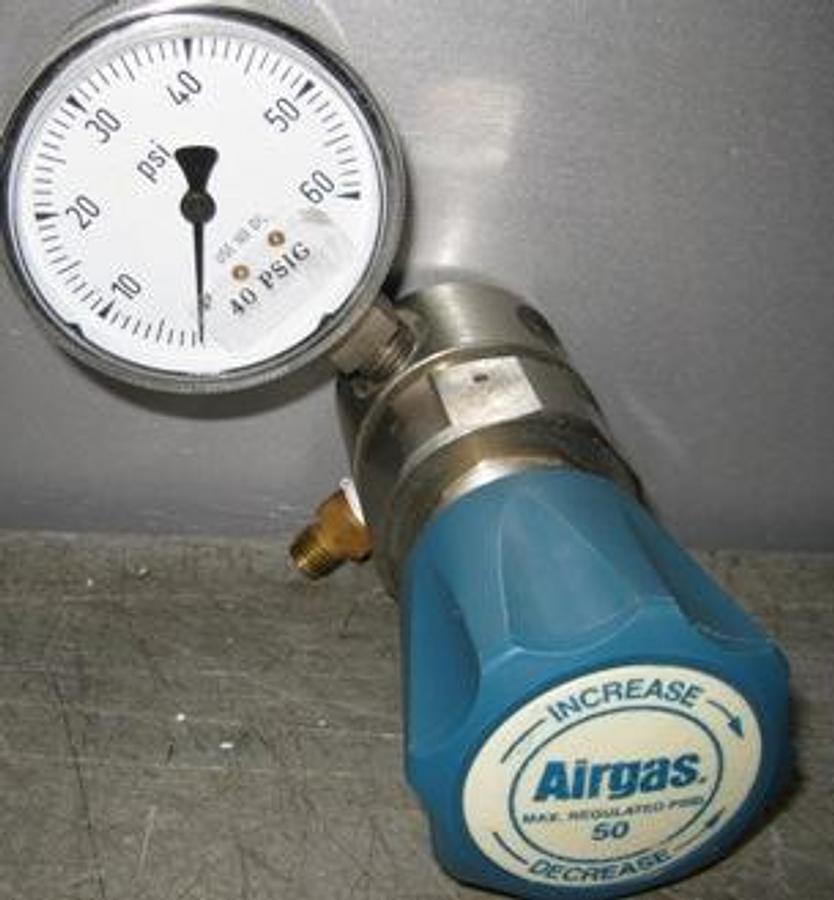 Used QTY. 1. AIRGAS MAX REGULATED PSIG 50 REGULATOR