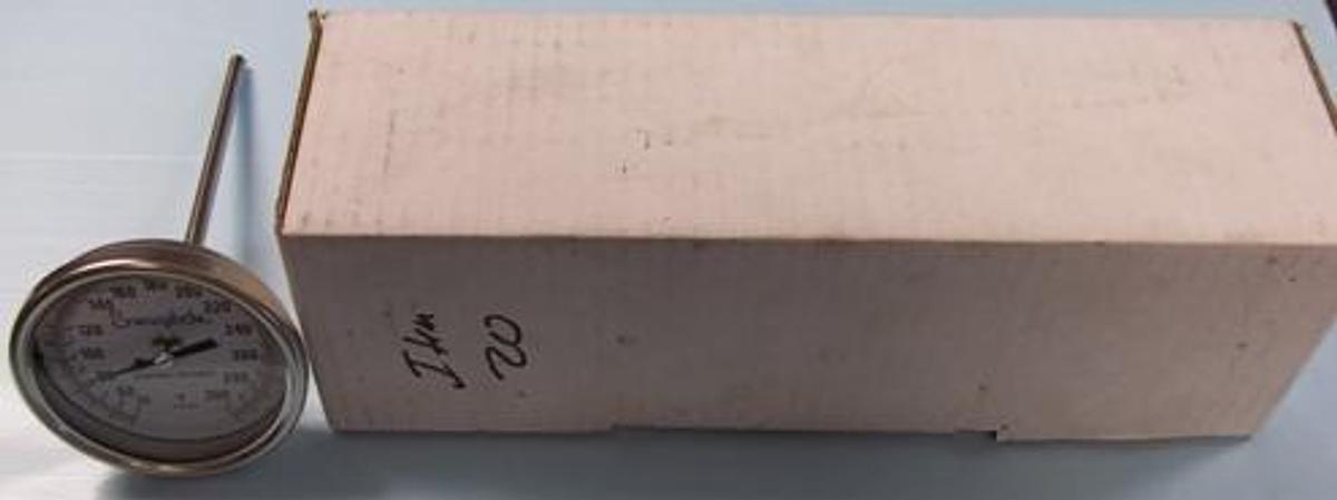 Used SWAGELOK DAMPENED MOVEMENT DEG F 2 DEG SUBD GAUGE THERMOMETER NEW IN BOX.
