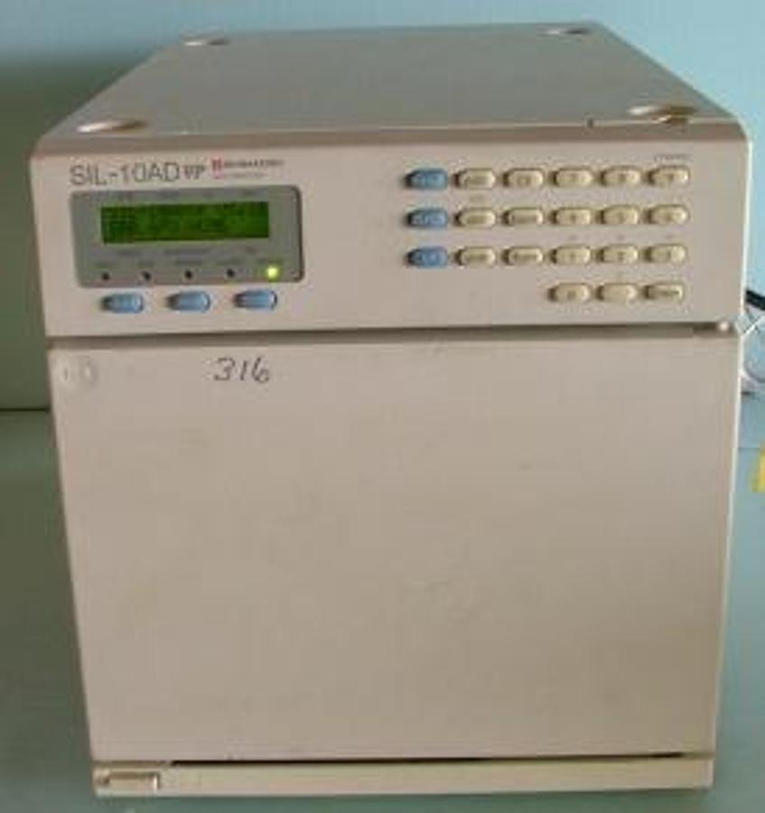 Used SHIMADZU AUTO INJECTOR SIL-10AD VP CAT. NO. 228-39005-92