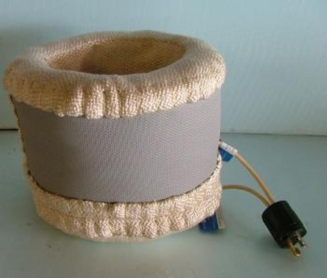 Used QTY. 1. GLAS-COL: HEATER CYLINDER 4.5" ID X 5" HIGH CAT. NO. 0-614