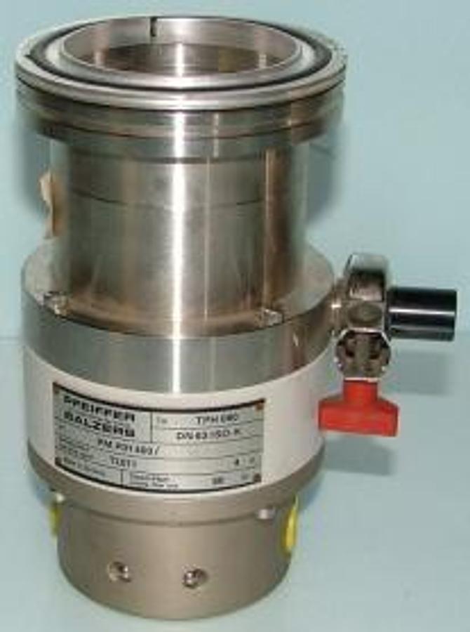 Used QTY. 1. PFEIFFER BALZERS TURBO MOLECULAR HIGH VACUUM PUMP TYPE TPH-060 NR: PM P014001M6353 OPERATING AGENT TL011.