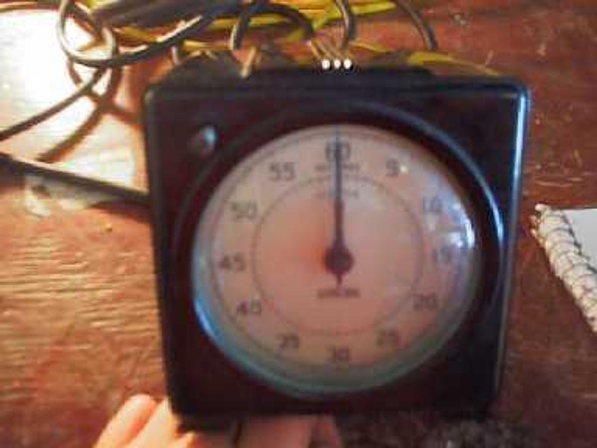Used THE STANDARD ELECTRIC TIME CO. TYPE S-60