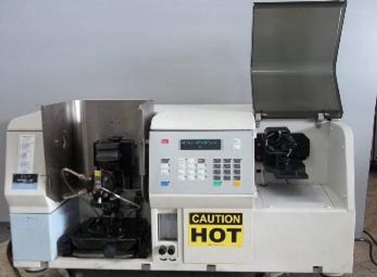 Used QTY. 1. PERKIN ELMER AANALYST 100 AA ATOMIC ABSORPTION SPECTROMETER