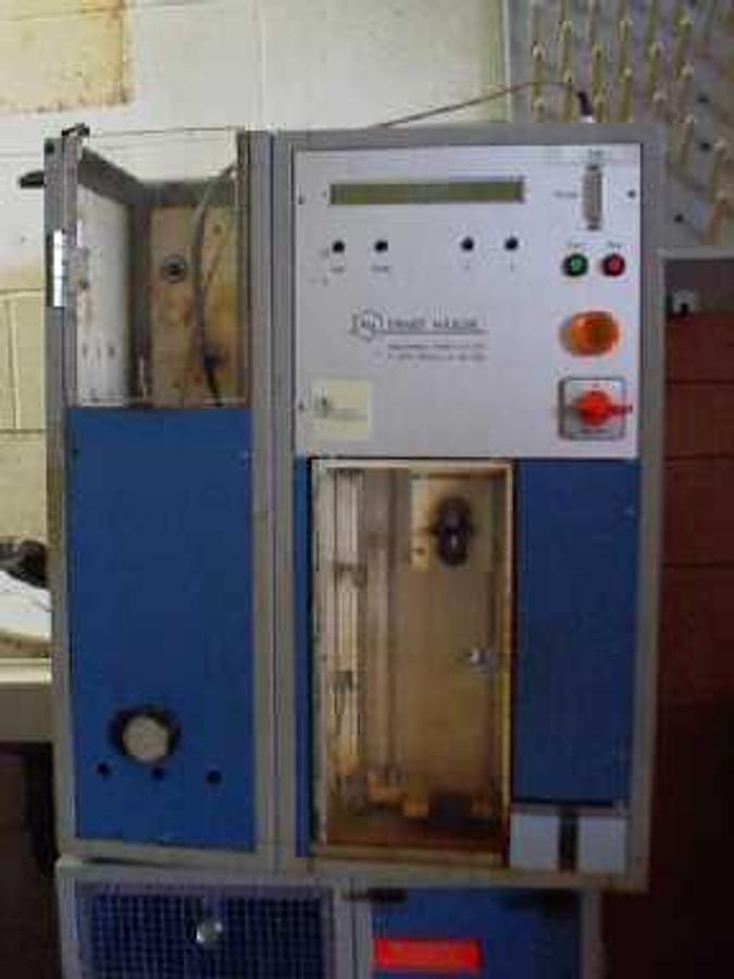 Used HG ERNST HAAGE APPARATEBAU GMBH AND CO. KG. D-4330 MULHEIM AN DER RUHR D-86 AUTOMATIC DISTILLATION MACHINE. THREE WORK ONE IS FOR PARTS. WITH OPERATORS MANUAL MFG. DATE 1992 TEST CERTIFICATE OF MANUFACTURE DISTILLATION PRODUCT: DIESEL