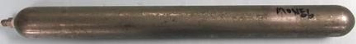 Used QTY. 1. HOKE SAMPLE CYLINDER 500 ML