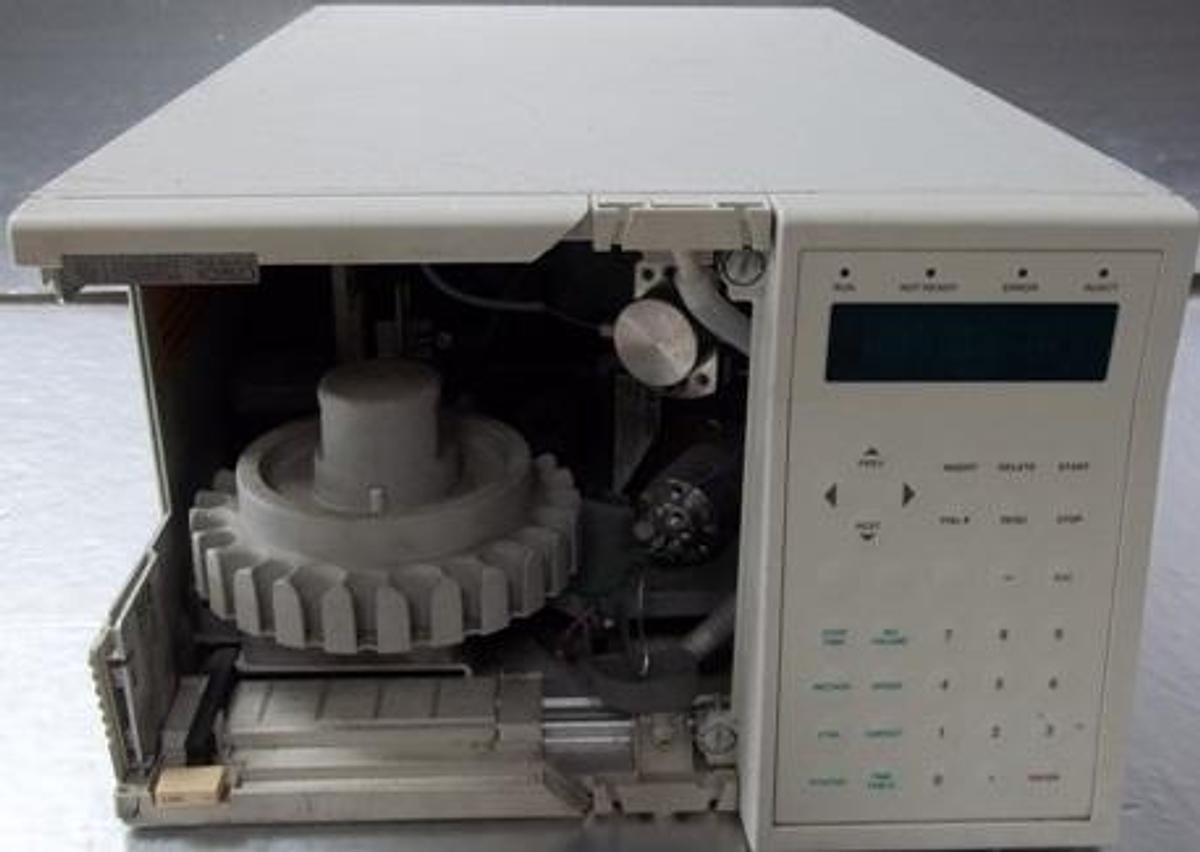 Used QTY. 1. HEWLETT PACKARD 1050 SERIES SAMPLER