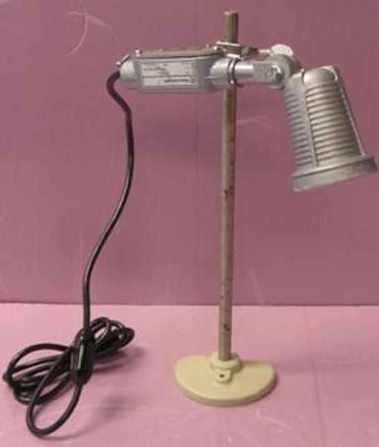Used QTY. 1. FISHER SCIENTIFIC EXPLOSION PROOF LAB STAND LAMP