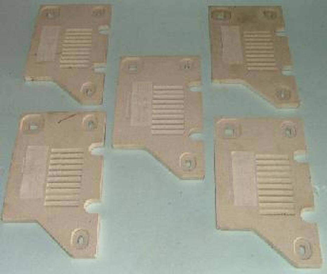 Used QTY. 5. WESTINGHOUSE ARC SHIELD BOTTOM NO. 423D17QH02 NEW.