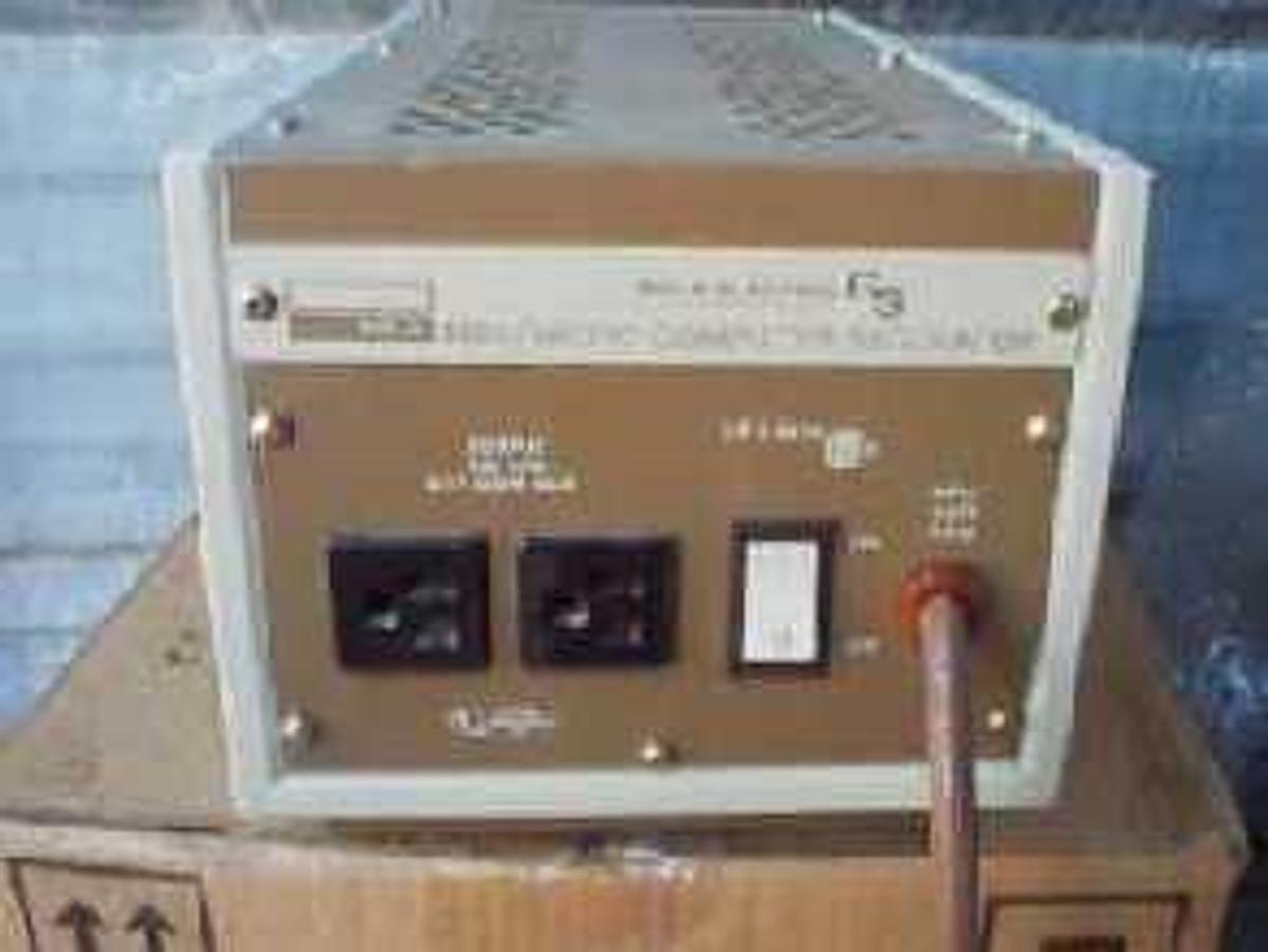 Used SOLA ELECTRIC GAS MINI/MICRO COMPUTER REGULATOR CAT. NO. 63-13-150 (lab46.jpg).To see a picture of this lab equ.