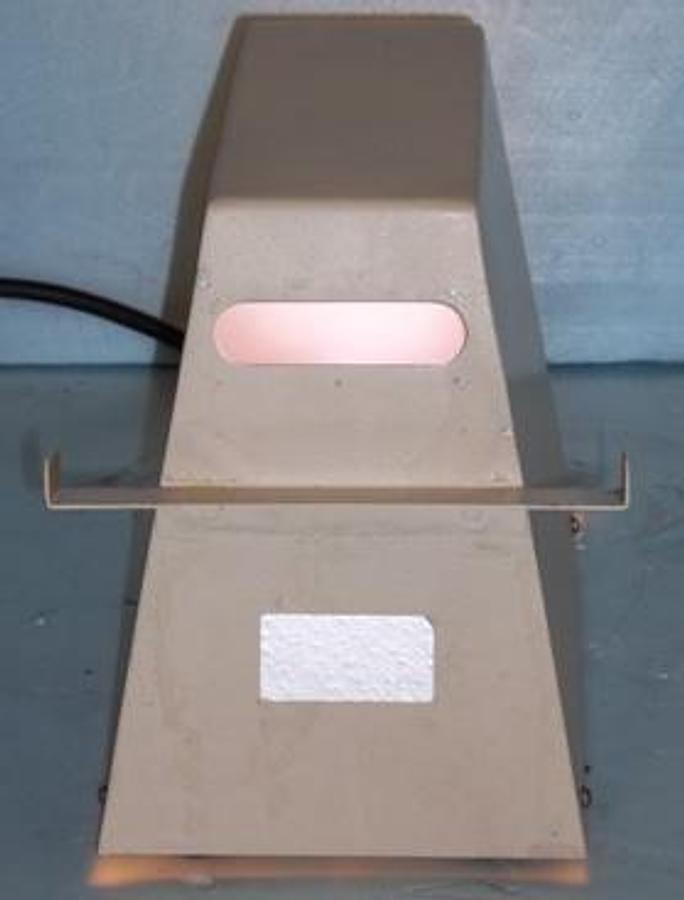 Used QTY. 1. SINGLE BAND ULTRA VIOLET MINERAL LAMP.