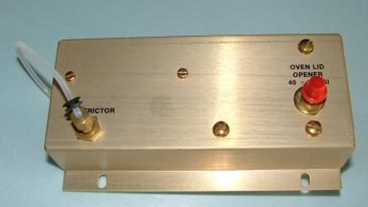 Used QTY. 2. OVEN LID OPENER 40=10 PSI WITH RESTRICTOR NI EV-3 24VDC VALVE.