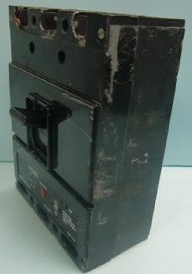 Used WESTINGHOUSE ELECTRIC CORPORATION PART NO. 255P174H03B CIRCUIT BREAKER LC 600 RATING PLUG 600 AMPERE RATING PLUG SHOWS MAXIMUM CONTINUOUS AMPERE RATING SHLORT TIME PICKUP X CONT. AMP. RATING 3-10.