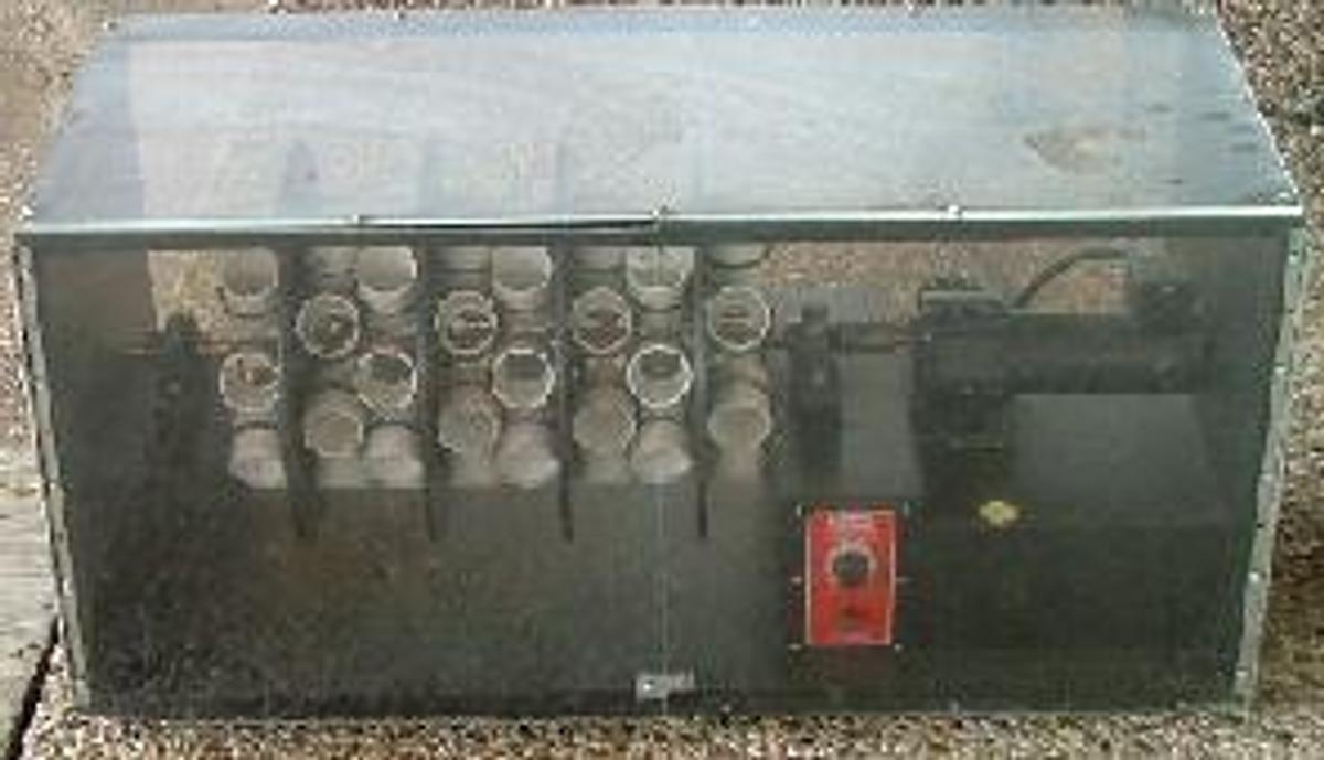 Used FARRIS WHEEL ROTATION MIXER