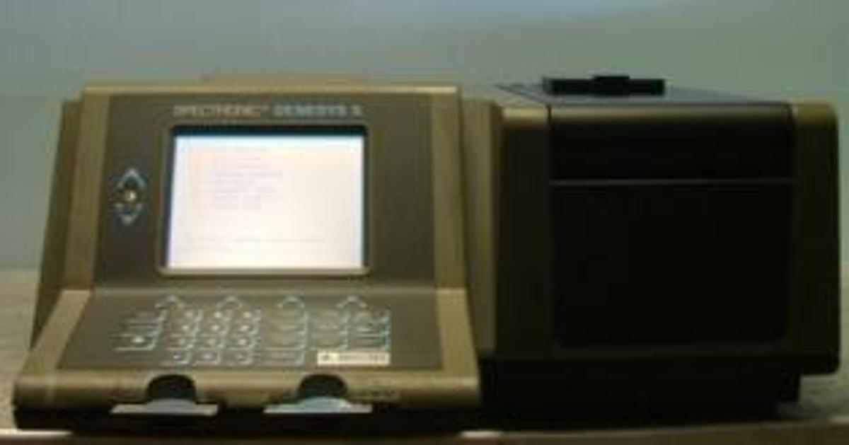 Used SPECTRONIC GENESYS 5 UV-VISIBLE SPECTROMETER