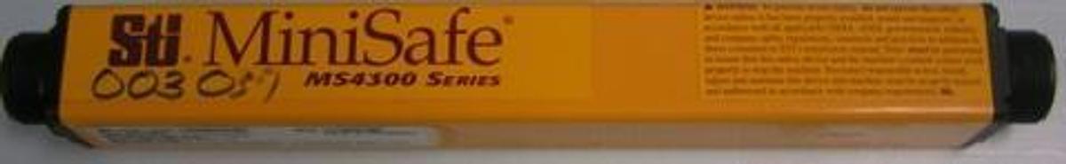 Used STI MINI SAFE MS4300 SERIES SAFETY LIGHT CURTAIN EMITTER MODEL: MS4308BX