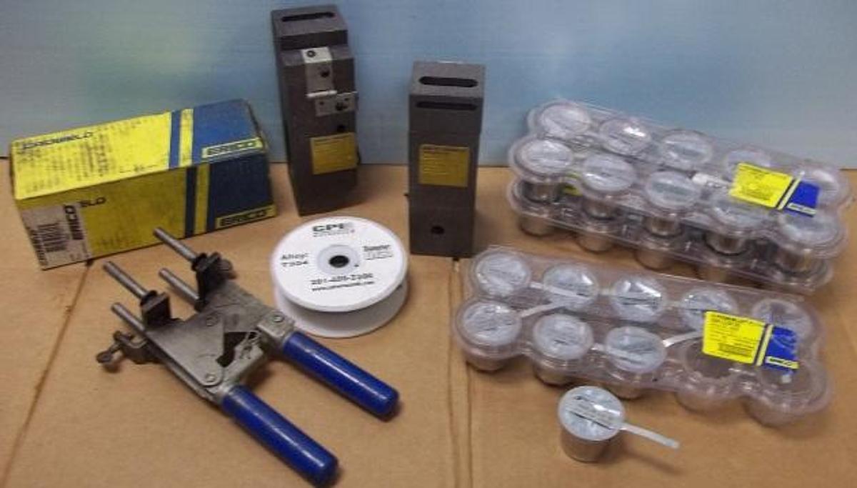 Used QTY. 1. LOT ERICO CADWELD FORGING WELDING MATERIAL CONSISTING OF: (1) ERICO CADWELD FORGING BLOCK VSC2Q