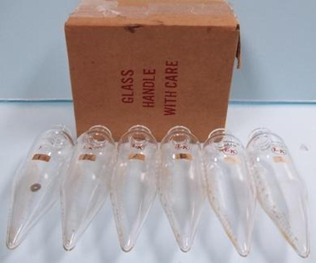 Used QTY. 6. L-K 100 ML GRADUATED SHORT CONE CENTRIFUGE TUBES