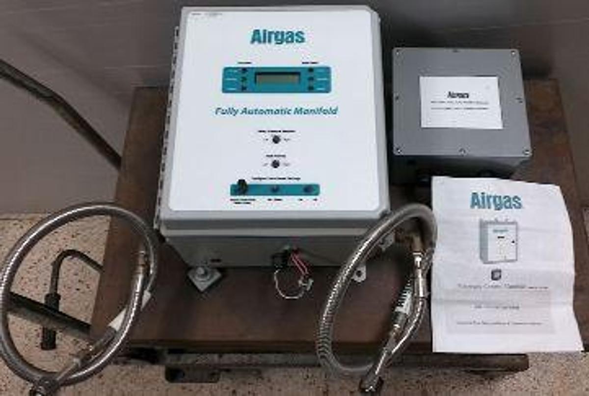 Used AIRGAS FULLY AUTOMATIC MANIFOLD