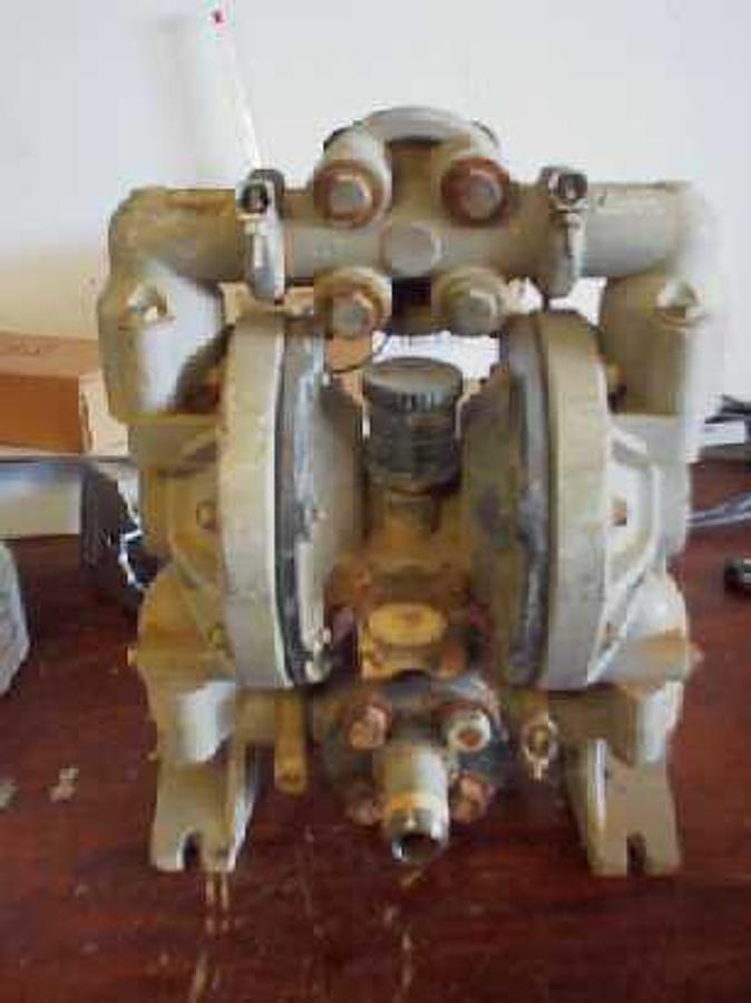 Used ARO DIAPHRAGM PUMP 1"