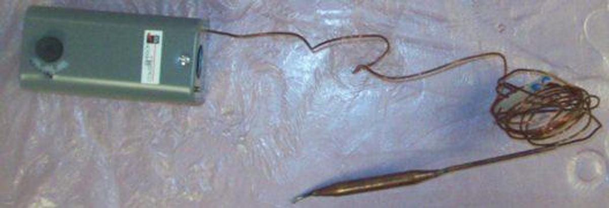 Used JOHNSON CONTROLS SINGLE STAGE TEMPERATURE CONTROL