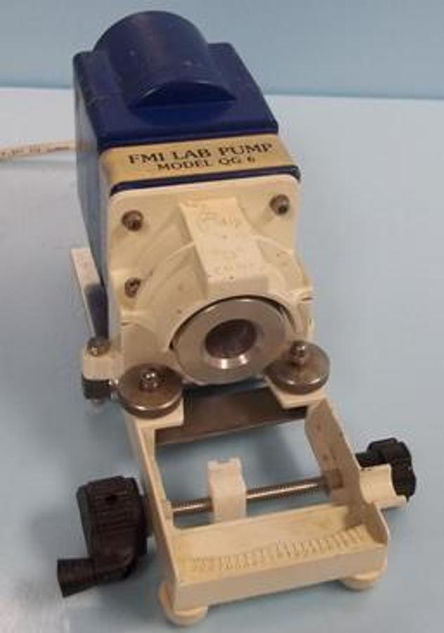 Used FLUID METERING INC. FMI LAB PUMP MODEL: V06231AA1