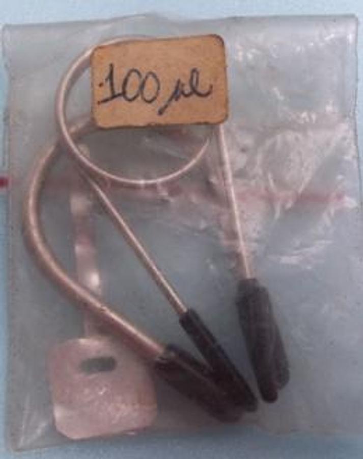 Used PACK OF 2 STAINLESS COLUMNS 100 ML.