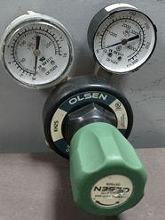 Used OLSEN OXYGEN COMPRESSED GAS REGULATOR