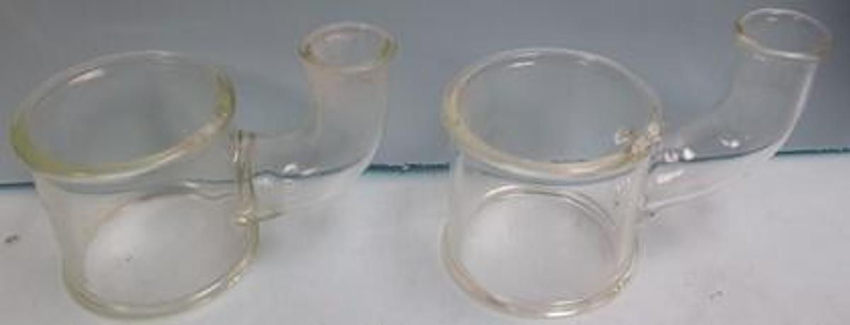 Used PYREX GLASS 4" GLASS PIPE 4" LONG WITH 1 ½" 90 DEG BEADED ENDS.