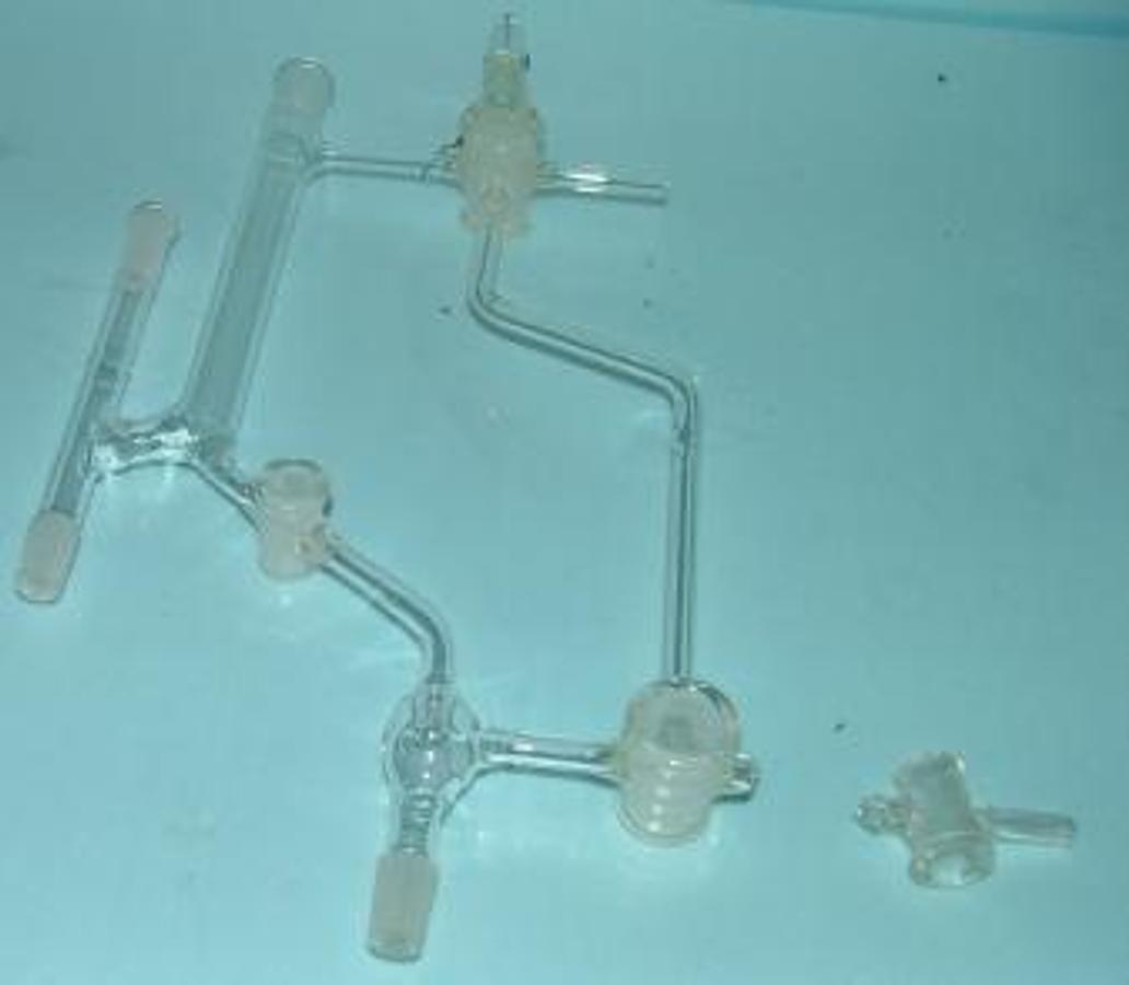 Used LAB GLASS INC SPECIALTY GLASS W/ 14/20 FEMALE W/ 5-10/30 MALE AND FEMALE W/ 5-10/30 MALE END W/ SMALL GLASS VALVE W/O VALVE W/ LARGE GLASS VALVE W/ VALVE W/ RUBBER HOSE FITTING
