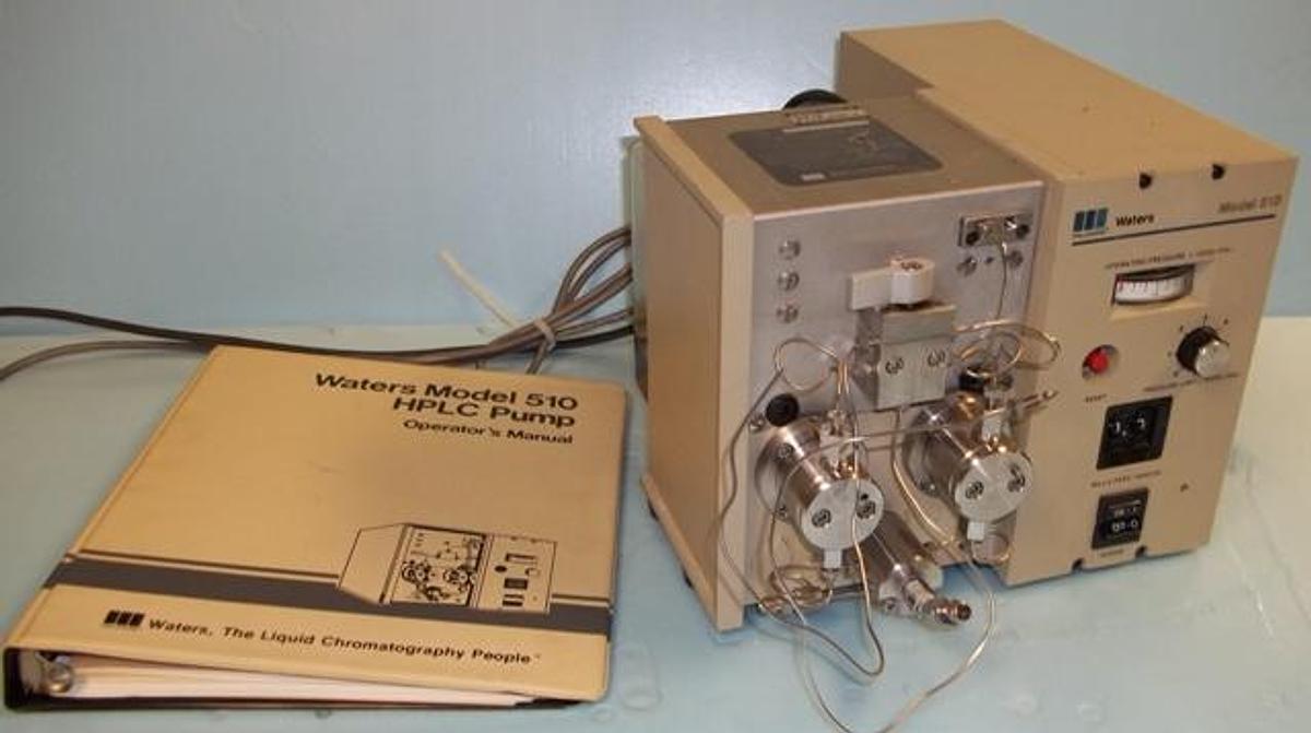 Used QTY. 1. MILLIPORE AND WATERS ASSOCIATES MODEL 510 SOLVENT DELIVERY SYSTEMS (PUMP)