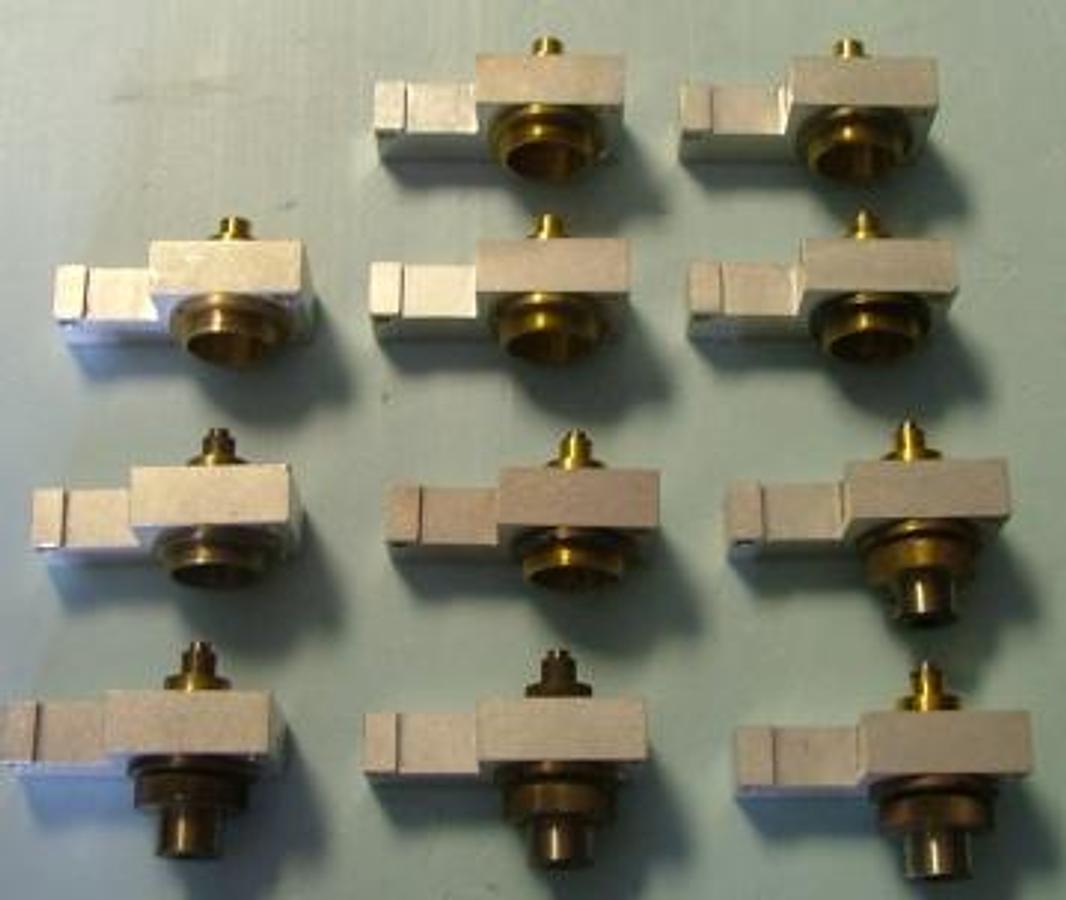 Used QTY. 11. HEWLETT PACKARD 5890 FID FLAME INDUCED DETECTOR BURNERS INCOMPLETE.