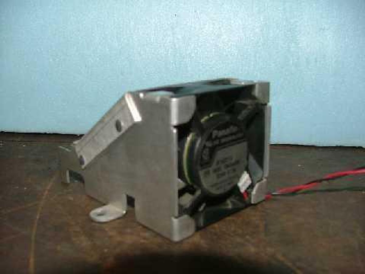 Used HEWLETT PACKARD 5890 II G.C. PANAFLOW DC BRUSHLESS FAN MODEL: FBA06A24H.