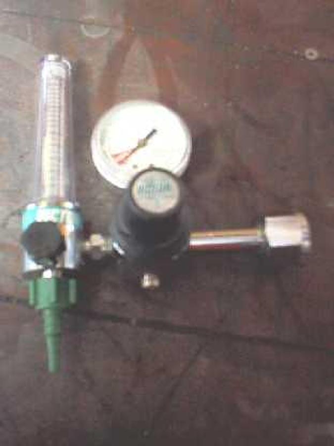 Used QTY. 1. VICTOR MEDICAL PRODUCTS FLOW METER MODEL: VMF-15G