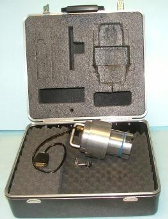 Used INSTRA-MET SERIES 12 TENSION LOAD CELL 105-11632 CAPACITY 1000GMS EXC 10V