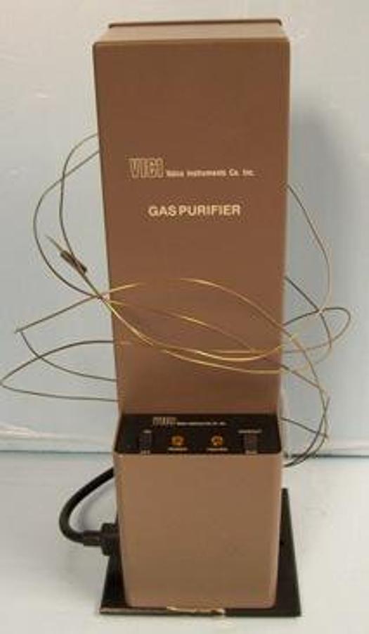 Used VICI VALCO INSTRUMENTS CO. INC. GAS PURIFIER SN 01279 MODEL HP