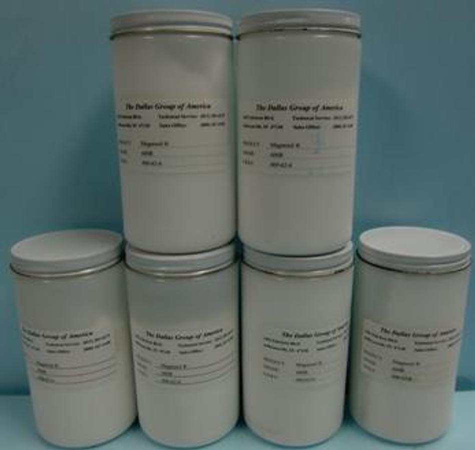 Used QTY. 6. THE DALLAS GROUP OF AMERICA MAGNESOL GRADE: 600R S.R.R.#:000-62-6. IN PLASTIC JAR .