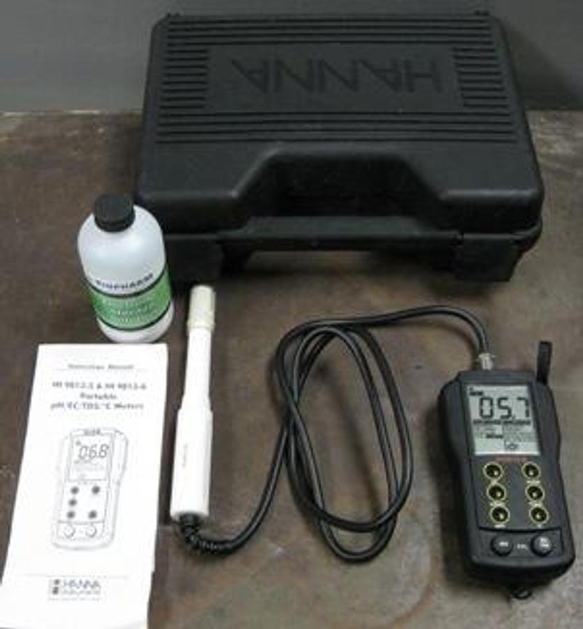 Used QTY. 1. HANNA INSTRUMENTS HAND HELD METER