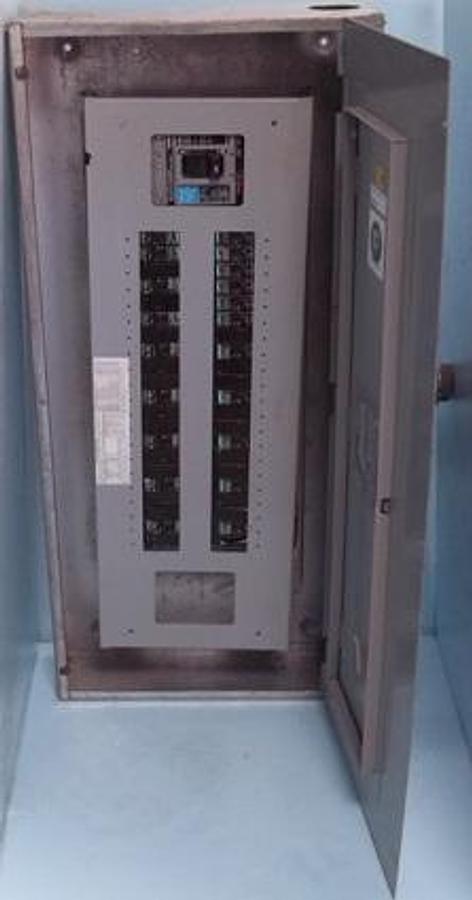 Used QTY. 1. SIEMENS ENERGY & AUTOMATION INC. TYPE 1 ENCLOSURE