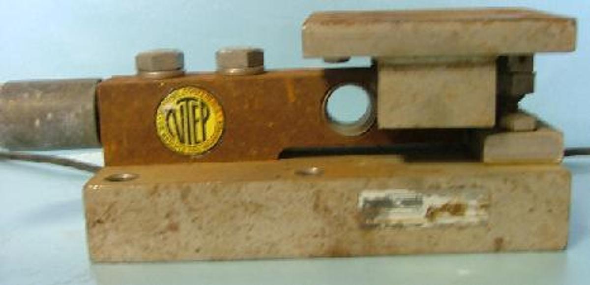 Used QTY. 3. FLINTEC LOAD CELLS TYPE: SP4