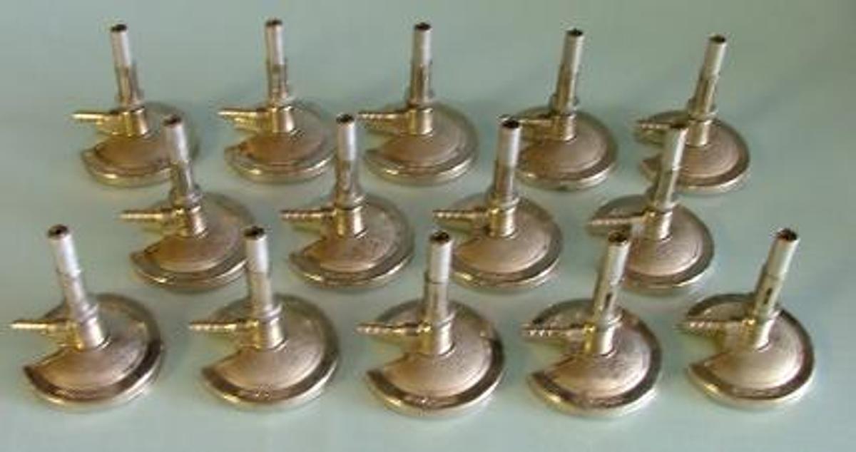 Used HUMBOLDT BUNSEN BURNERS NATURAL 5810.1 HEIGHT 3.75"