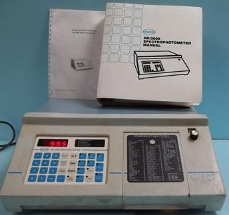 Used QTY. 1. HACH DR/3000 SPECTROPHOTOMETER MODEL NO.: 19600
